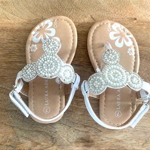 Laura Ashley Toddler sandal sz 7 w rhinestones